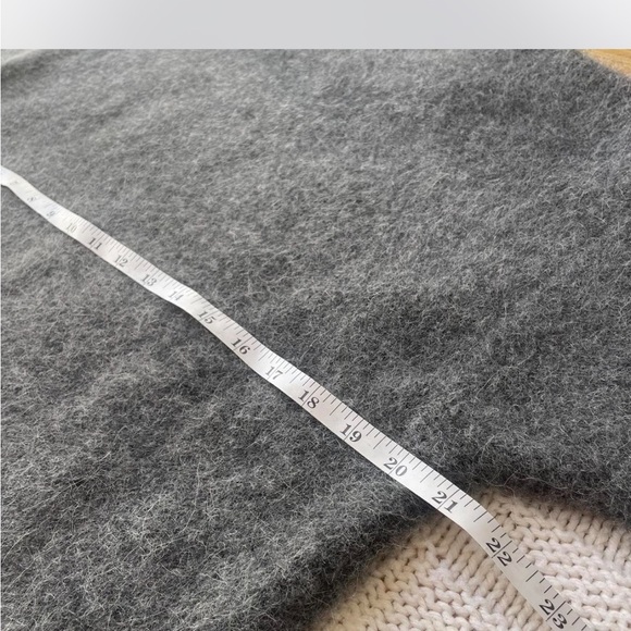 Grey |Lululemon| Wool Alpaca Blend Crewneck Sweater Oversized XS - Picture 4 of 6